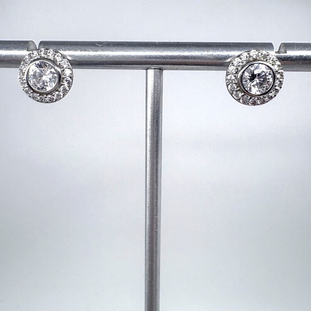 VTG Sterling Silver 925 Cubic Zirconia Halo Accents Stud Earrings Size 9.5mm